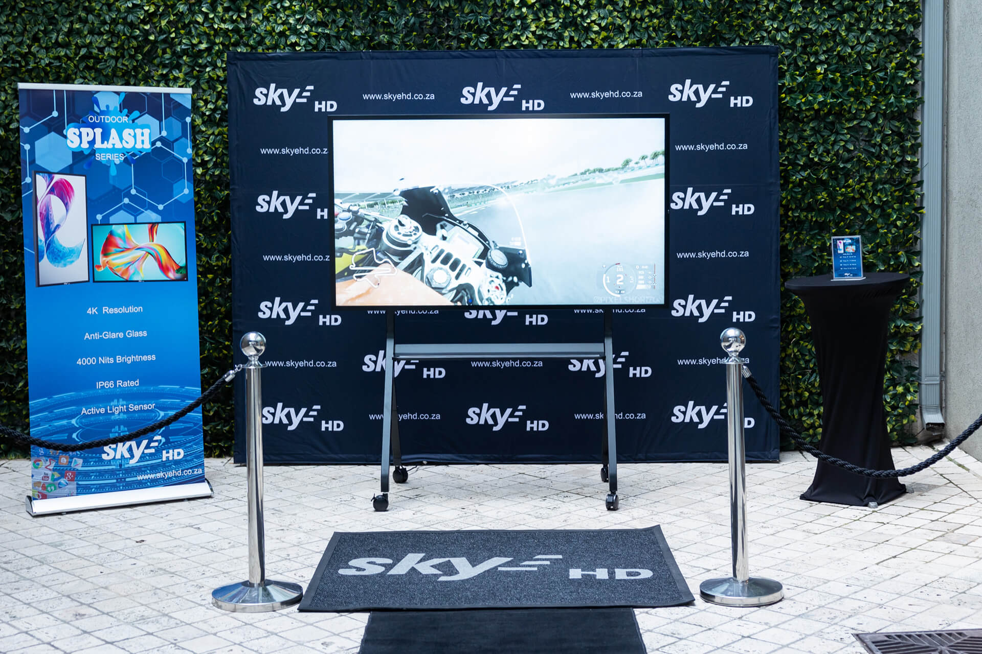 Skye HD Platinum Series Interactive Panels (65", 75", 86", 105")