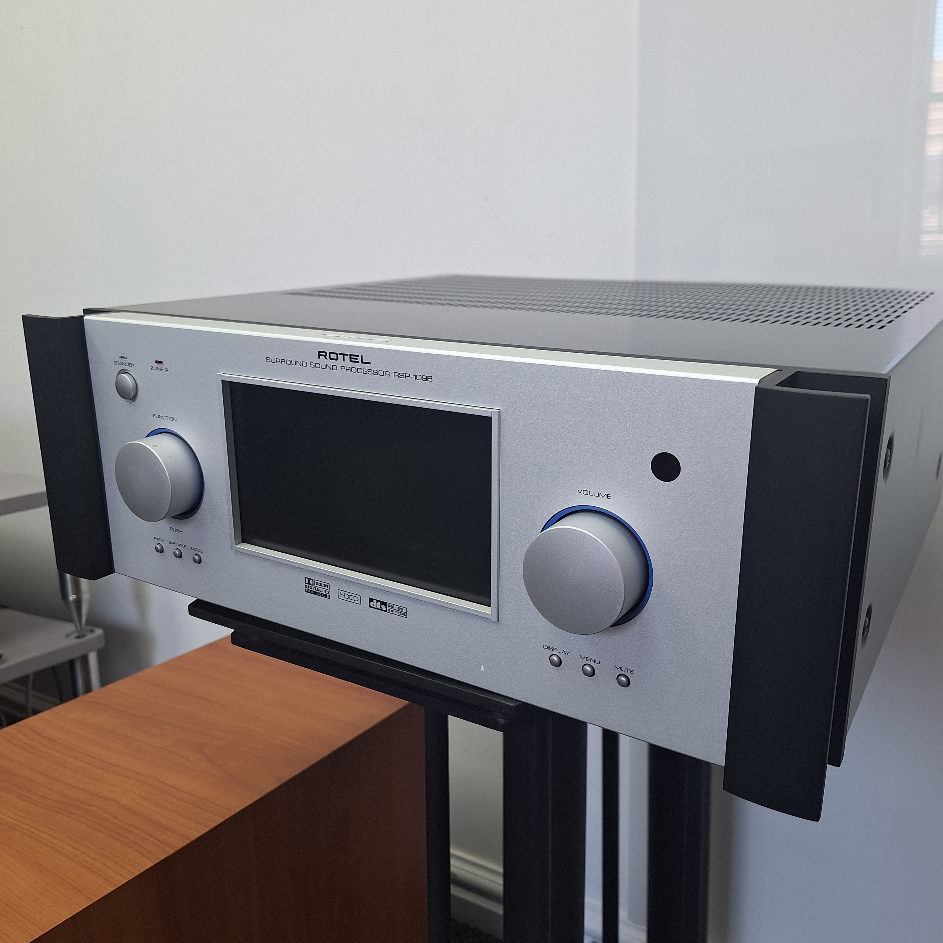 Rotel RSP-1098 - 7.1 Surround Preamp/Processor (Each) | Pre-Owned