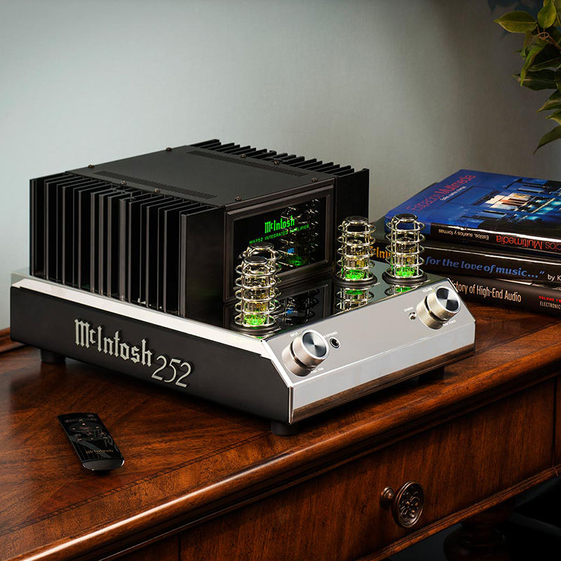 McIntosh MA252 2-Channel Integrated Amplifier