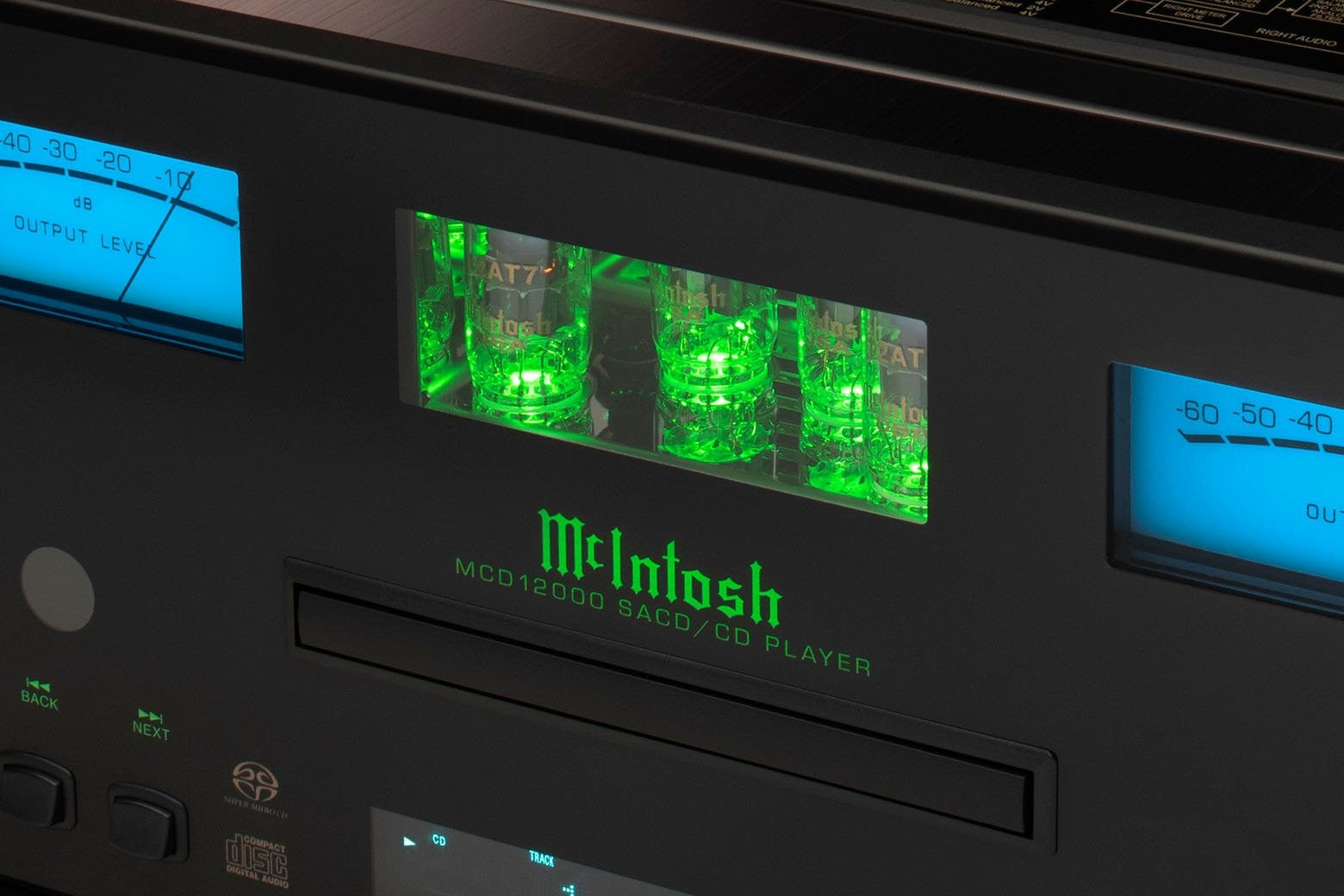 McIntosh MCD12000 - 2-Channel SACD/CD Player